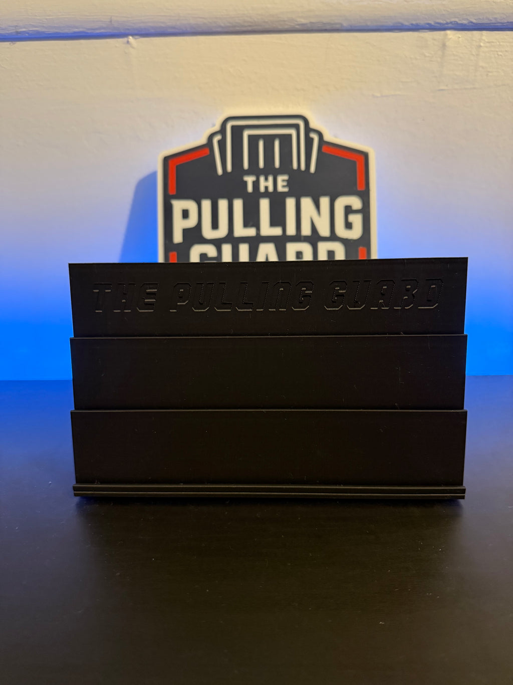 Compact Toploader Display - Up to 9 Cards