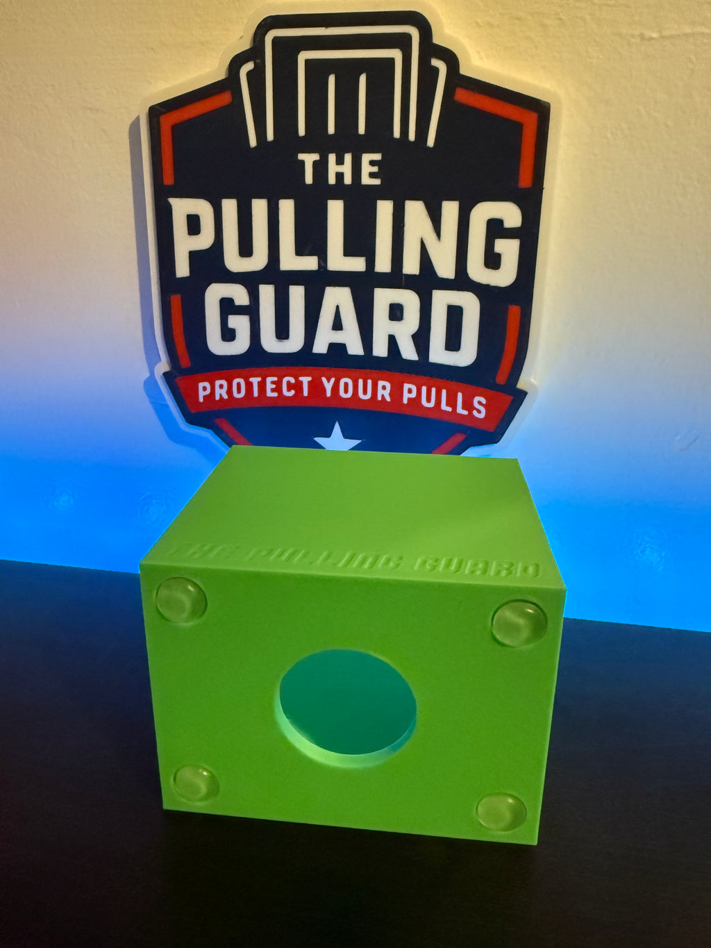 The Pulling Guard Junior - Penny Sleeve and Premium Top loader Dispenser & Organizer - Protect Your Pull!